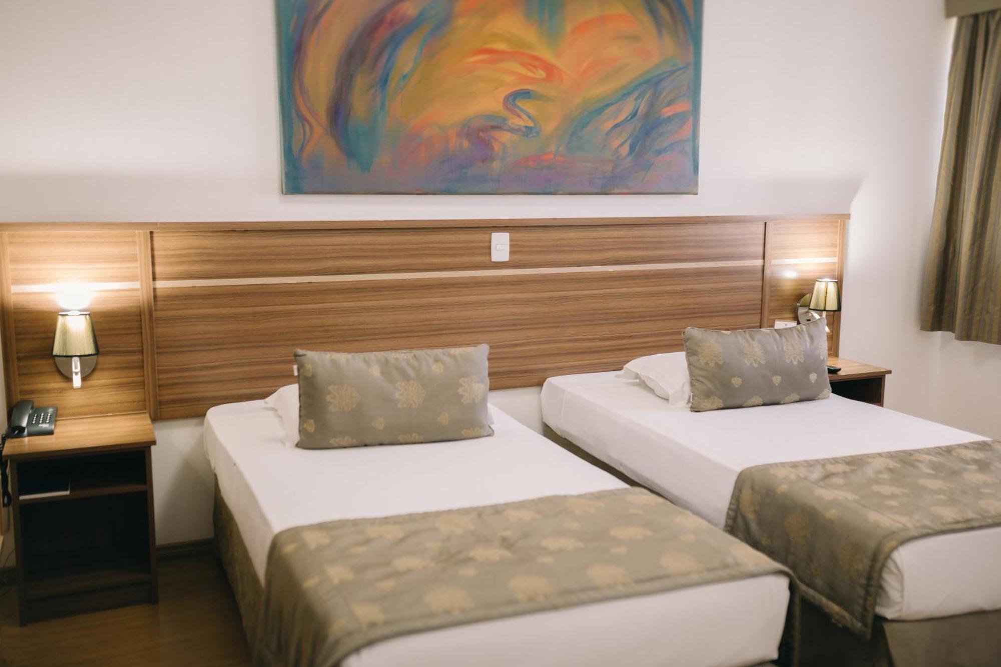 Faro Hotel Сан-Жозе-дус-Кампус Екстер'єр фото