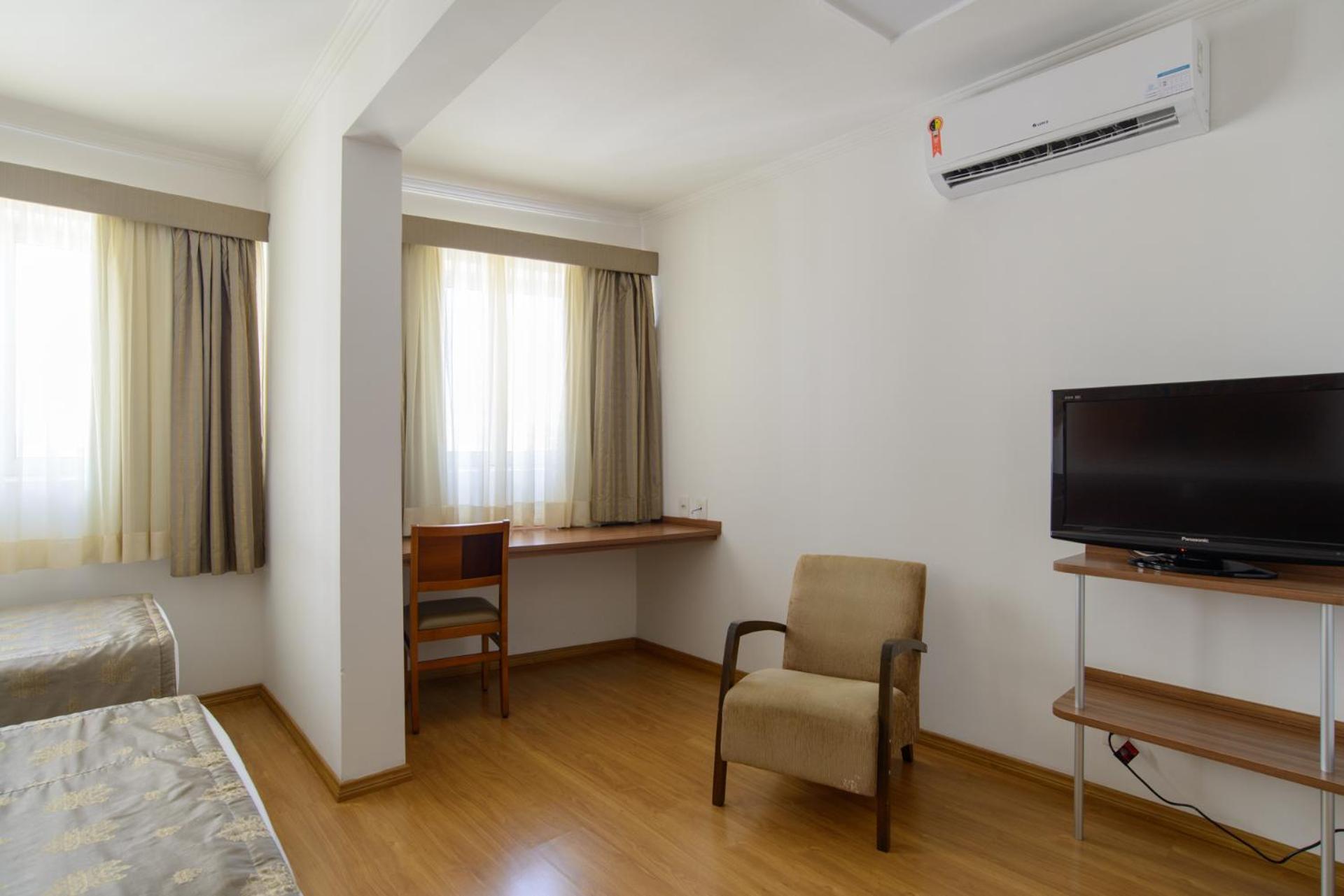 Faro Hotel Сан-Жозе-дус-Кампус Екстер'єр фото