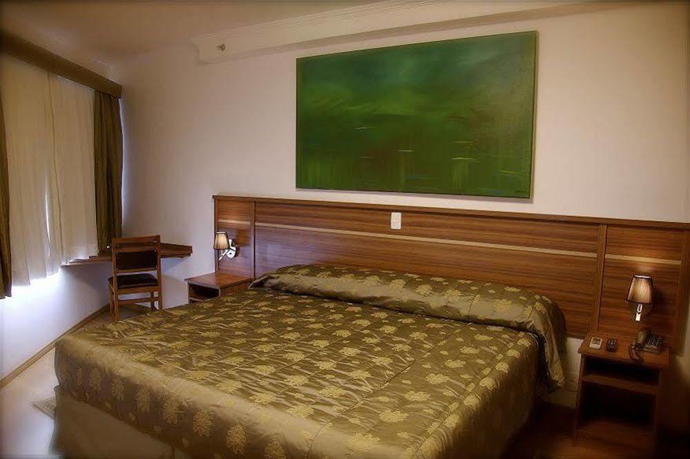 Faro Hotel Сан-Жозе-дус-Кампус Екстер'єр фото